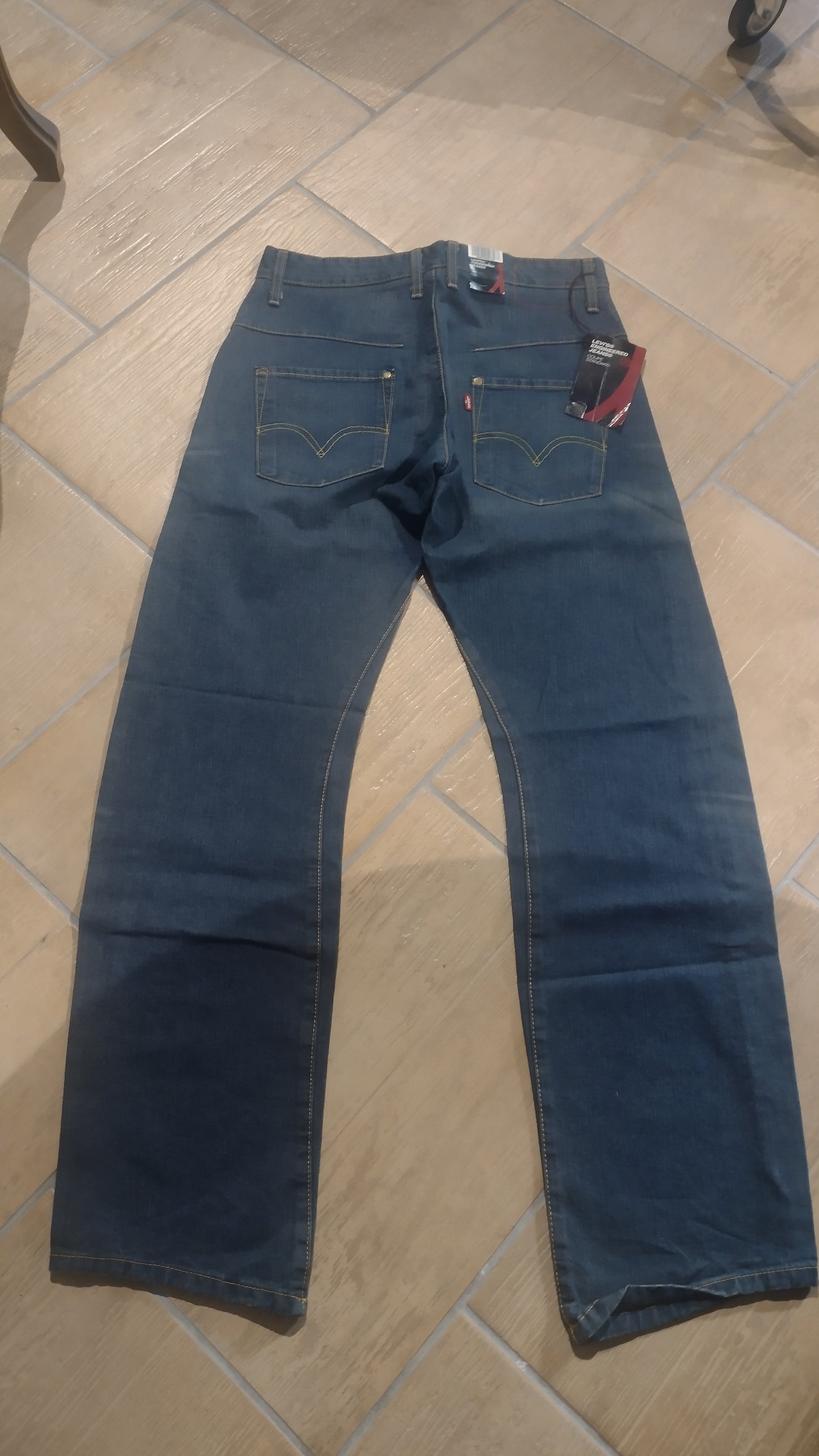 Levi's Enginereed jeans