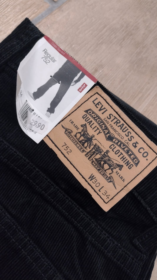 Pantaloni Levi's 752